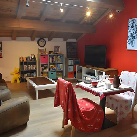 Couette-café La De Jaxel 3*